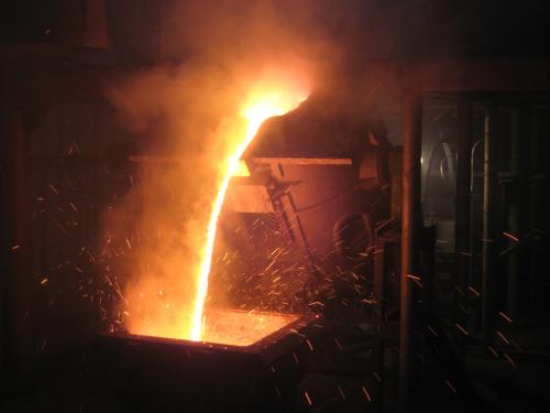 在钎焊的过程中，金属是如何融化流动的？